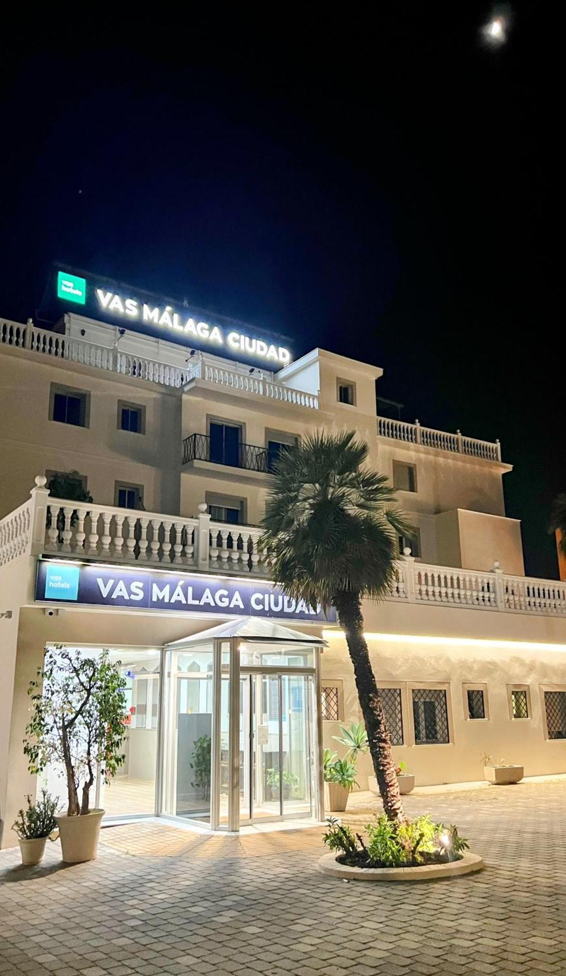 فندق Vas Malaga Ciudad المظهر الخارجي الصورة