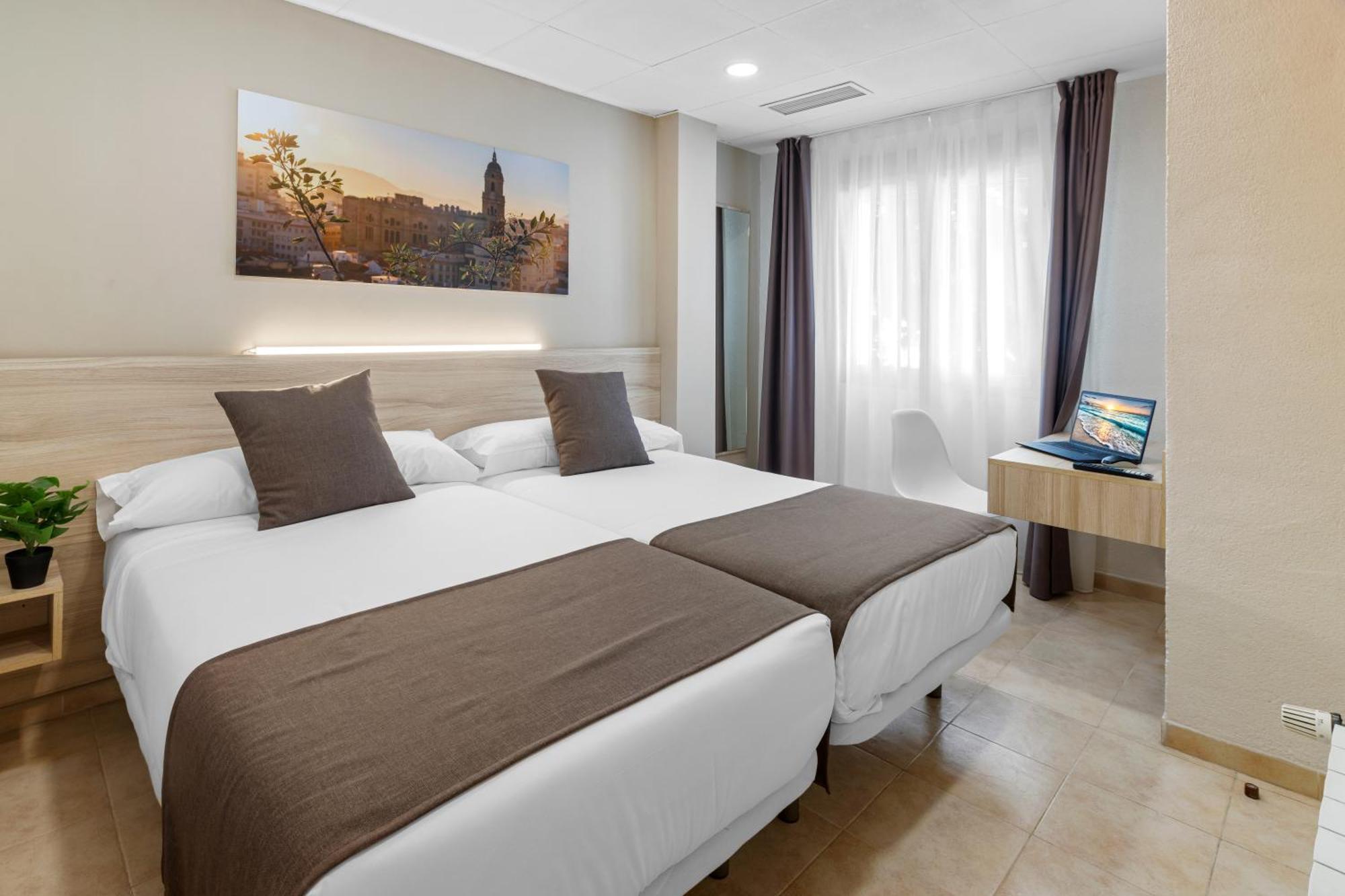 فندق Vas Malaga Ciudad المظهر الخارجي الصورة